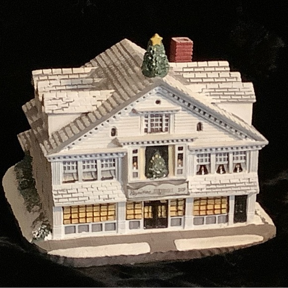 Rockwell Studio Main Street Sculptured House Limited Edition Numbered - Picture 1 of 9